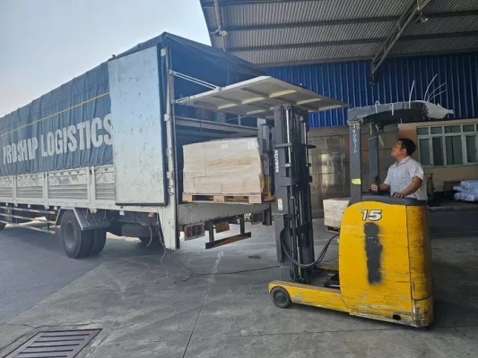 Dịch vụ vận tải hàng hóa uy tín tại HCM – Giao hàng đúng hẹn